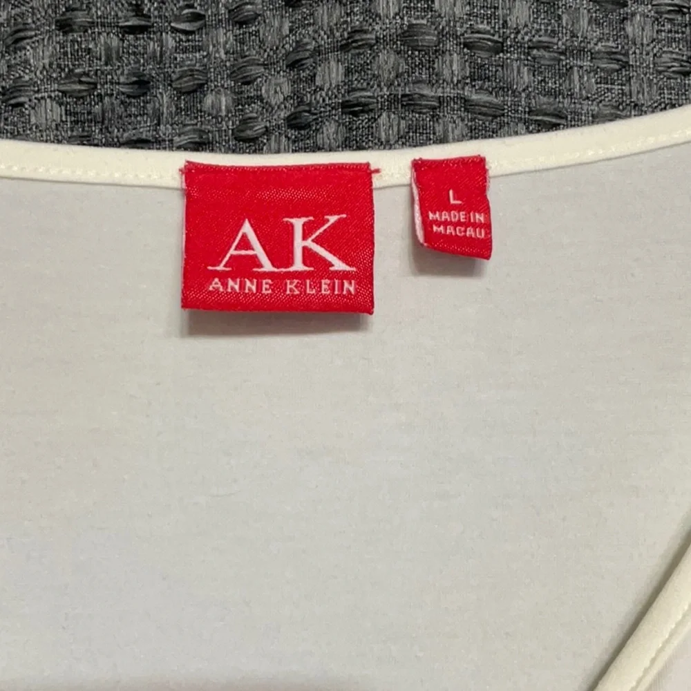 ANNE KLEIN Crossover Top, Cream - Picture 2 of 4